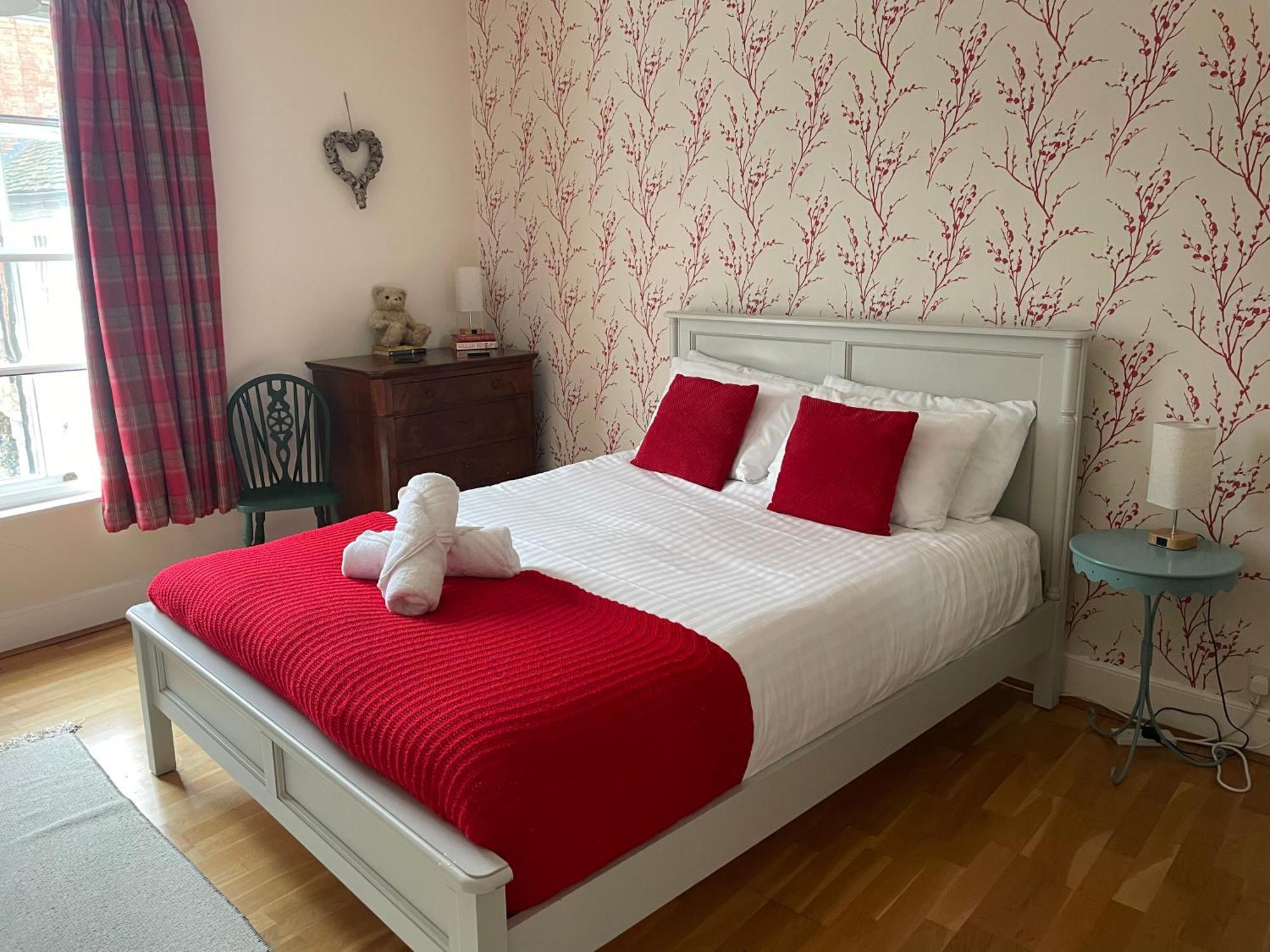 Pass The Keys Superbly Located Handsome Georgian Townhouse Шрусбері Екстер'єр фото